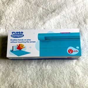 PLUGO Gamepad by Shifu